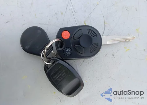 2011 Ford Escape Xls z USA, uszkodzony, nr VIN 1FMCU0C76BKB98015